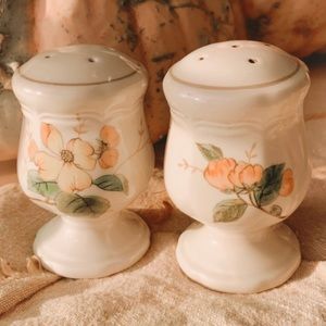 Hufflepuff - Yellow Floral Salt + Pepper Shakers
